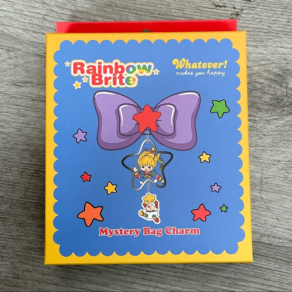 RAINBOW BRITE MYSTERY BOX PUFFY BOW CHARM BAG CHARMS